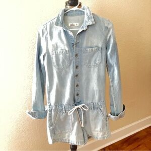☀️HOLLISTER denim romper